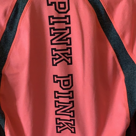 VS Pink 1/2 zip sweatshirt - Picture 8 of 8